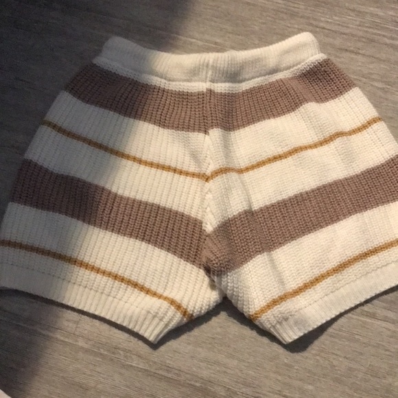 Knit striped shorts - Picture 4 of 5